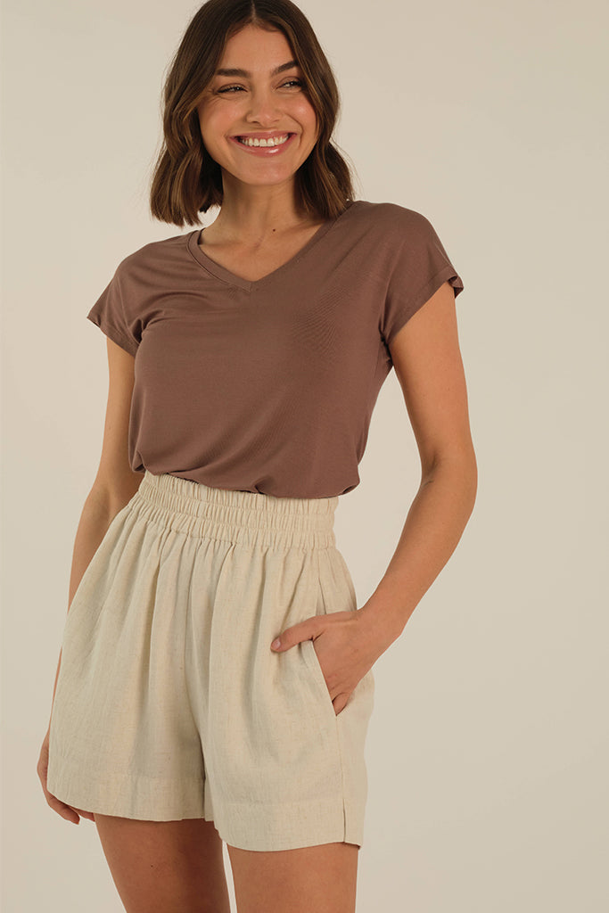 Belle V Neck Tee - Mousse