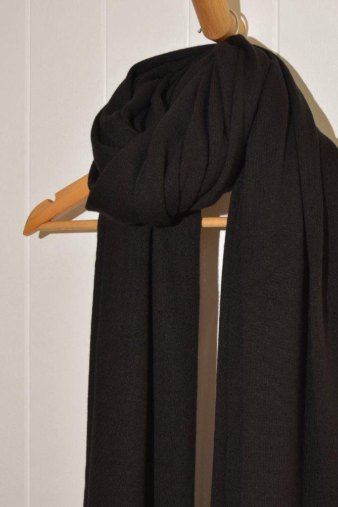 Bamboo & Recycled Cashmere Wool Travel Wrap - Black