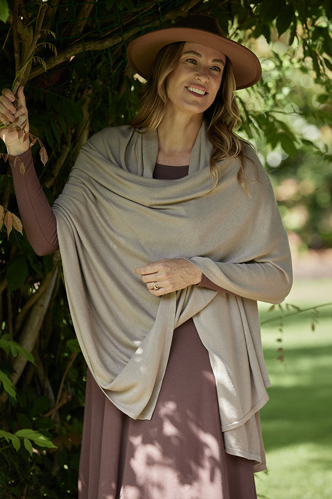 Bamboo & Recycled Cashmere Wool Travel Wrap - Mushroom