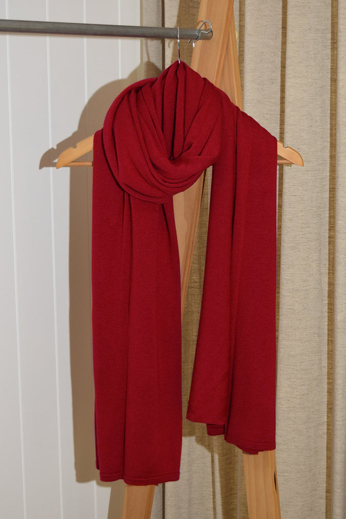 Bamboo & Recycled Cashmere Wool Travel Wrap - True Red