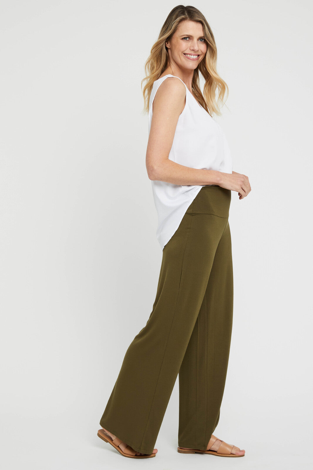 TaMisKa Women's Rayon Linen Blend Olive Green Relaxed Straight fit Casual  Pants.(Loose fit,Wide Leg Trousers). : Amazon.in: Fashion