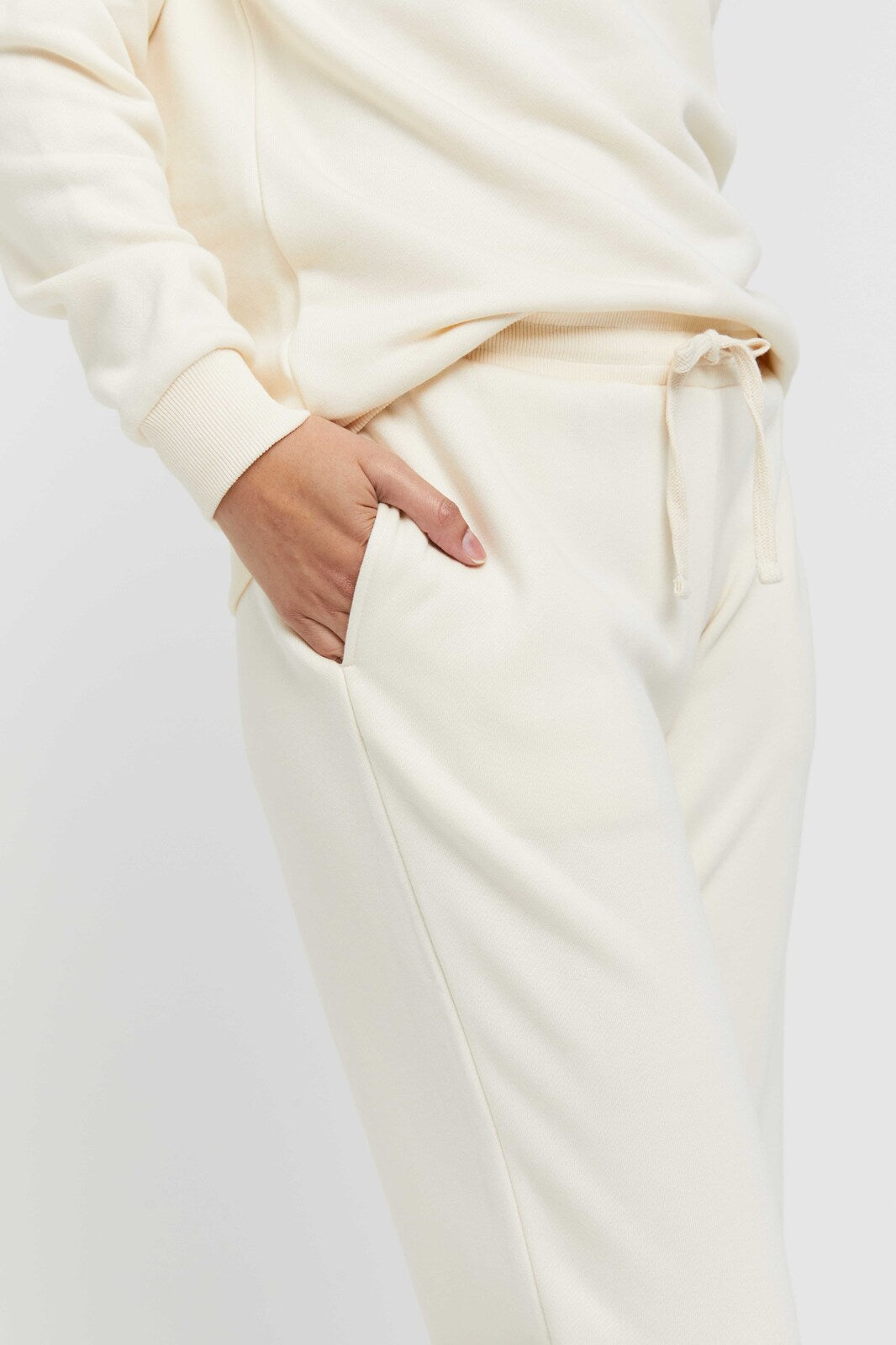 Bamboo Slouch Trackpant - Winter White