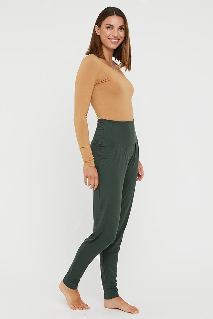 Softline Slouch Pants - Forest